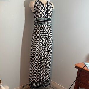 Sandra Darren Black and White Patterned Maxi Dress